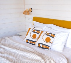 Лев на Апероле с индивидуальной костровой зоной (оснащение дома, стоимость банного чана и бани см. Подробнее) в Dacha