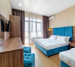 Стандарт 3х-местный с балконом в Grand Premier