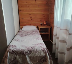 Комната стандарт с 1 двуспальной кроватью №2 в Горная пчела