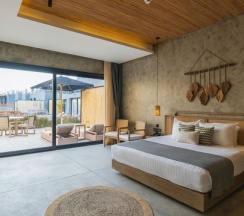 Четырёхместный люкс Executive Pool в SUNRISE Tucana Resort