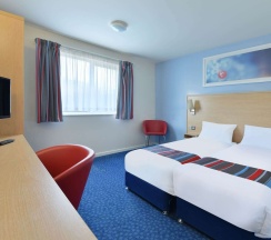 Двухместный номер Standard двуспальная кровать в Travelodge Nottingham Central