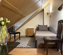 Стандарт мансардный в Усадьба адмирала Лазарева