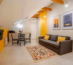 Двухкомнатные Апартаменты "Yellow" в Сhо