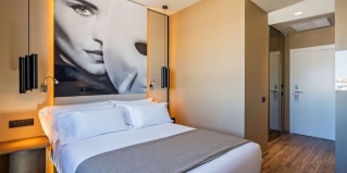 Мадрид: Отель NH Collection Madrid Suecia