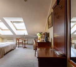 Стандартный номер с 2 кроватями в Голден отель