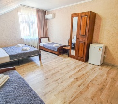 4-местный номер стандарт в Art house