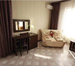 Двухместный номер Standard с балконом и с красивым видом из окна двуспальная кровать в Мечта