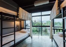 Кровать в общем номере в Jeune Hostel Chiang Mai