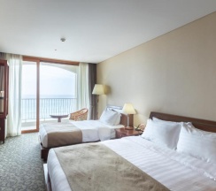 Двухместный номер Deluxe с видом на море 2 отдельные кровати в Hotel Maremons