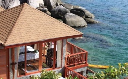 Вилла с балконом и oceanfront в Dusit Buncha Koh Tao by Riya Group