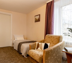 Полулюкс в Номера на Курской