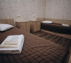 Номер улучшенный комфорт с 2 односпальными кроватями в Dream hostel