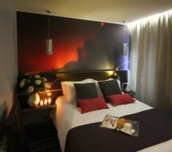 Номер в Hotel Lumières Montmartre Paris