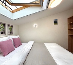 Апартаменты №7 "Полулюкс" на мансардном этаже в Саквояж