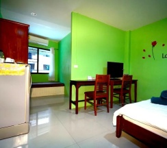 Двухместный номер Standard двуспальная кровать в Enrico Hostel Patong