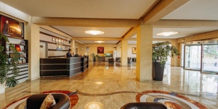 Баку: Отель Days inn hotel
