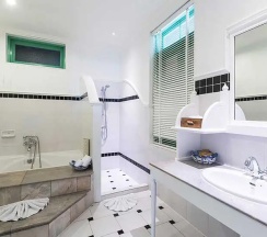Вилла Panwa Lodge Luxury с 3 комнатами в Cape Panwa Hotel (Sha)