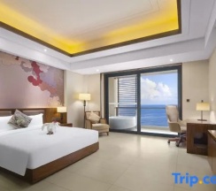 Двухместный номер Deluxe с видом на море двуспальная кровать в Jinghai Hotel & Resort