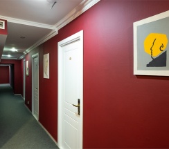 трехместный номер стандарт в Iq hotel