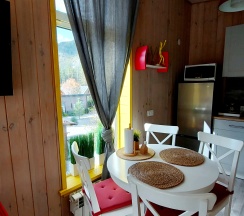 Двухместный номер с балконом в Manzerok house