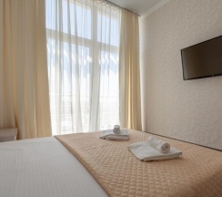Апартаменты улучшенные с двумя 2-спальными кроватями кв. 305 в Deluxe apartments