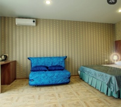 семейный в Hare house