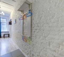 Улучшеный трёхместный с собственным душем (3 этаж) в Аврора на Почтамтской