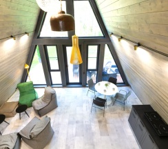 A-Frame № 1 (оснащение дома, стоимость купели и бани см. Подробнее) в Les holidays