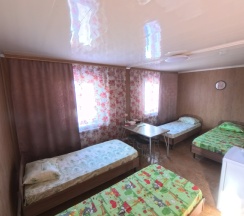 Четырёхместный номер Standard в 645 км