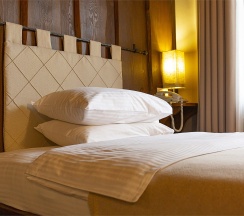 Улучшенный двухместный с 2 раздельными кроватями в Гладенькая