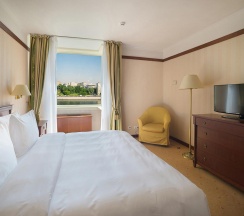 Номер люкс в Radisson Slavyanskaya Hotel Moscow