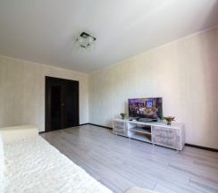 3-комнатные апартаменты улучшенные в Favourite Home (Фэйворит Хоум) на улице Астраханская