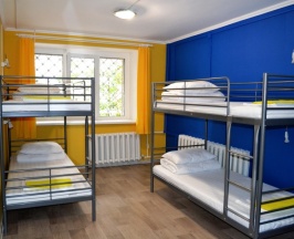 8-и местный в Clean Hostel