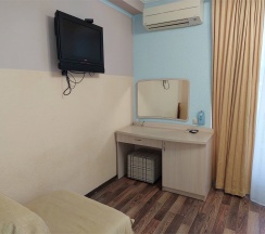 Стандарт трёхместный с балконом в Синее море