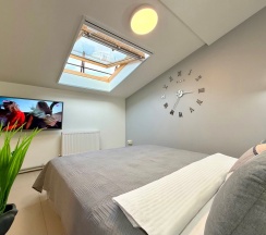 Апартаменты №10 "Люкс" на мансардном этаже в Саквояж