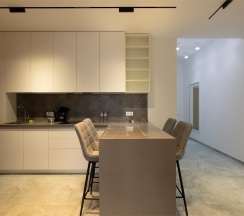 Двухкомнатные апартаменты с балконом в Sphera apartments by Stellar