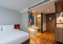 Одноместный номер Deluxe с балконом двуспальная кровать в Centara Life Hotel Bangkok Phra Nakhon