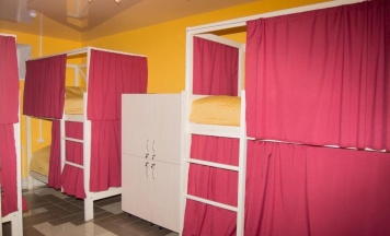 Кровать в общем номере (женский номер) в Добро Пожаловать