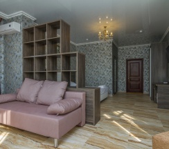 Номер Deluxe (общая ванная комната) в Золотая корона