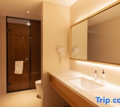 Двухместный номер Standard двуспальная кровать в Ji Hotel Changchun Tongzhi Street Wanda Plaza