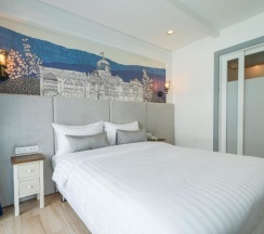 Двухместный номер Deluxe с балконом двуспальная кровать в White Ivory Bed & Breakfast