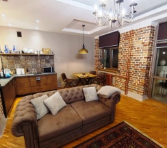 Двухместные апартаменты с 2 комнатами с красивым видом из окна двуспальная кровать в Апартаменты InterLoft 8 Old Town Free Parking Wi-Fi 100/50 Smart TV