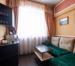 5 Люкс (двухместный номер),с двухспальной кроватью и  диваном. в Аппартамент