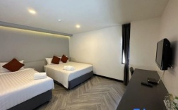 Трёхместный номер Standard в 14 Sathorn hotel