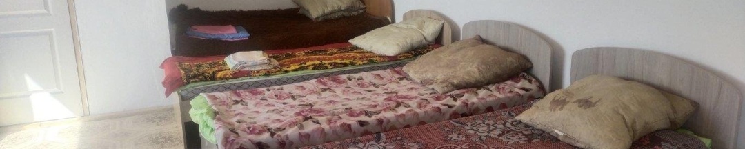 Стандартный четырехместный номер в Архар