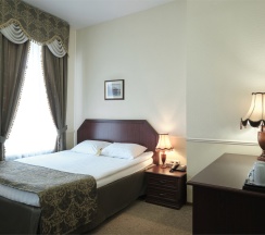 Бизнес большая кровать в Marco Polo St.Petersburg 4