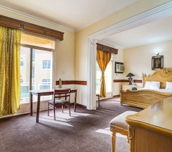 Одноместные апартаменты с 2 комнатами в OYO 120 Concord International Hotel