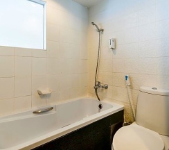 Двухместный номер Deluxe с видом на море двуспальная кровать в Bella Villa Metro
