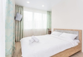 Апартаменты Квартира на сутки Маяк Минск Метро 5 мин Wi-Fi Кондиционер Кухня объединена с жилой зоной Отдельная спальня Отчётные документы в Минске