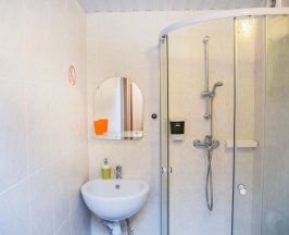 Стандартный семейный номер в Cinema Mini Hotel